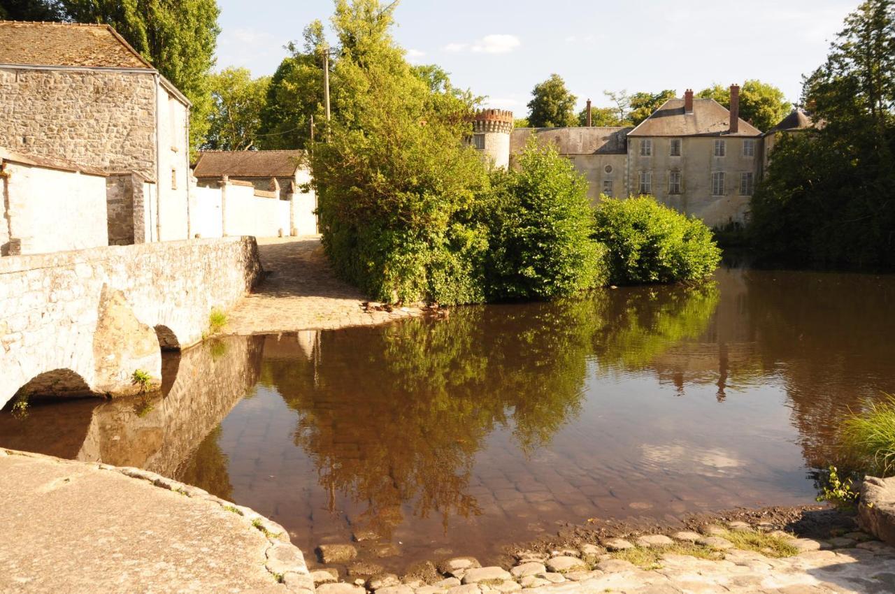 Appartement en plein cœur de Milly-la-Forêt Exterior foto